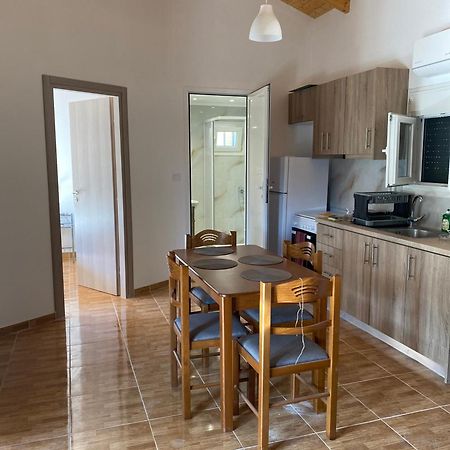 Babis Apartment Áyios Nikítas מראה חיצוני תמונה